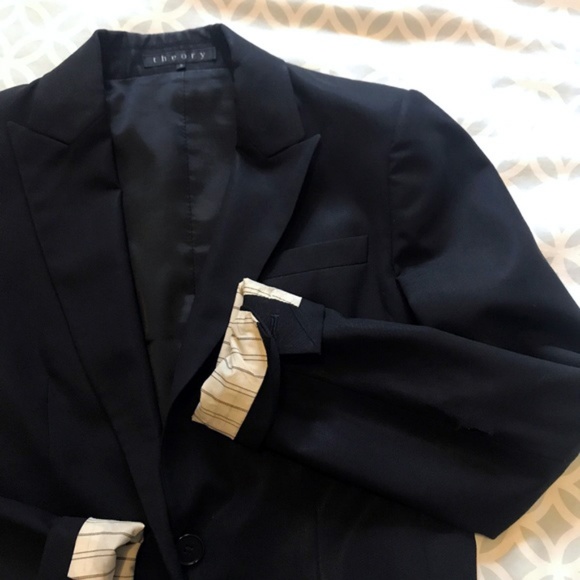 Theory Black Gabe Blazer (Repair Needed), Size 0 - Picture 2 of 7